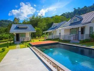 Suksompong Resort Khao Lak
